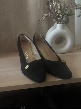 CHANEL Black Suede Pointed Toe Low Heel Loafers with Gold CC Medallions
